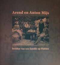 Arend en Anton Mijs beelden van een familie op Flakkee