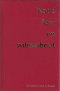 Rood leer op wilgenhout