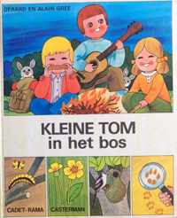 Kleine tom in het bos