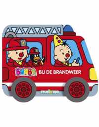 Bumba : kartonboek met wielen - Bij de brandweer