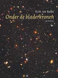 Onder de bladerkronen