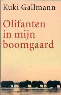 Olifanten In Mijn Boomgaard