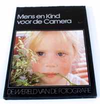 Mens en kind voor de camera De Wereld van de fotografie Lekturama