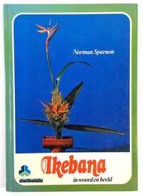 Ikebana in woord en beeld