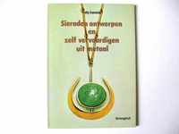 Sieraden ontw. zelf verv.uit metaal