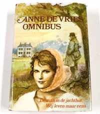 Anne de Vries omnibus