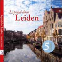 Lopend door Leiden