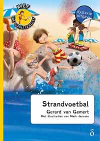 Kief, de goaltjesdief 14 -   Strandvoetbal - dyslexie uitgave