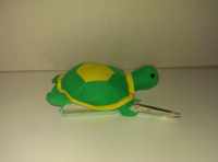 Kruip het schildpadje - knuffelboek met rammelaar