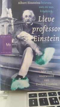 Lieve Professor Einstein