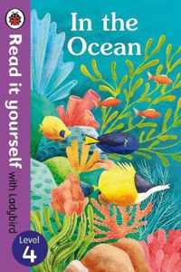 In the Ocean - Read It Yourself with Ladybird Level 4