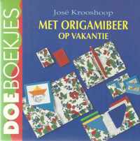 Met origamibeer op vakantie