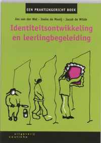 Identiteitsontwikkeling En Leerlingbegeleiding