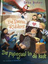 De Dieren Ridders 4 - De papegaai in de kast