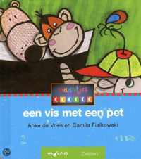 EEN VIS MET EEN PET