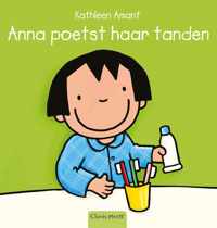 Anna  -   Anna poetst haar tanden