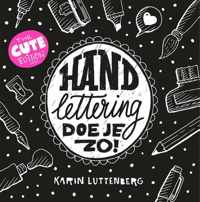 Boek Handlettering doe je zo! + 3 stuks Sakura Pigma Micron Fineliners