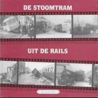 De stoomtram uit de rails