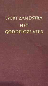 Goddeloze veer dans op de oever