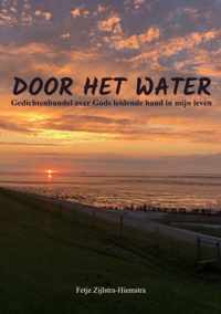 Door het water